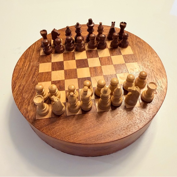 Vintage Round Wooden Magnetic Travel Chess Set with Drawer